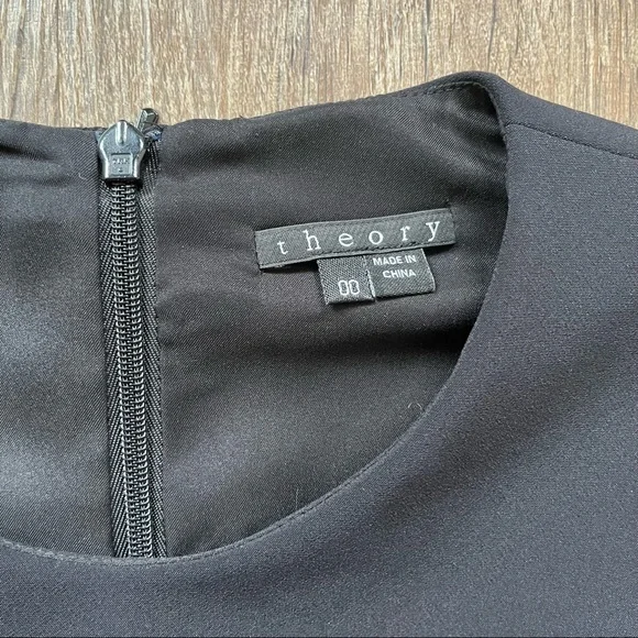 Theory Taline C Lambskin Leather Panel Dress - 00 - Picture 5 of 8